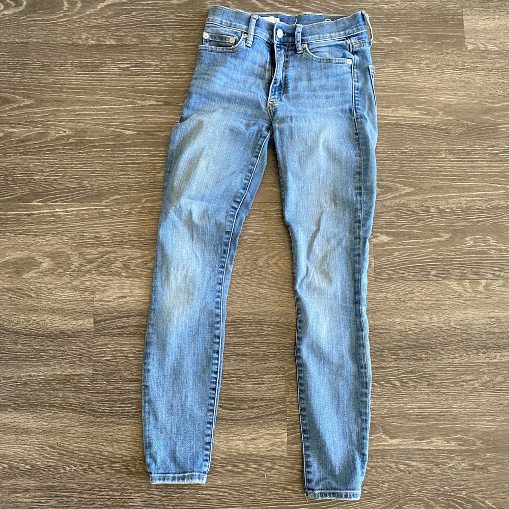 Lightly worn Gap jeans